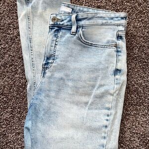 Women’s Faded Denim Skinny Jeans